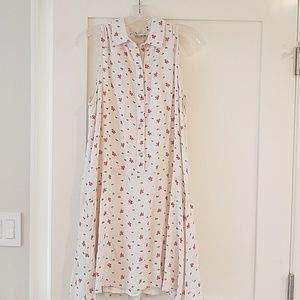 Sleeveless shirt dress